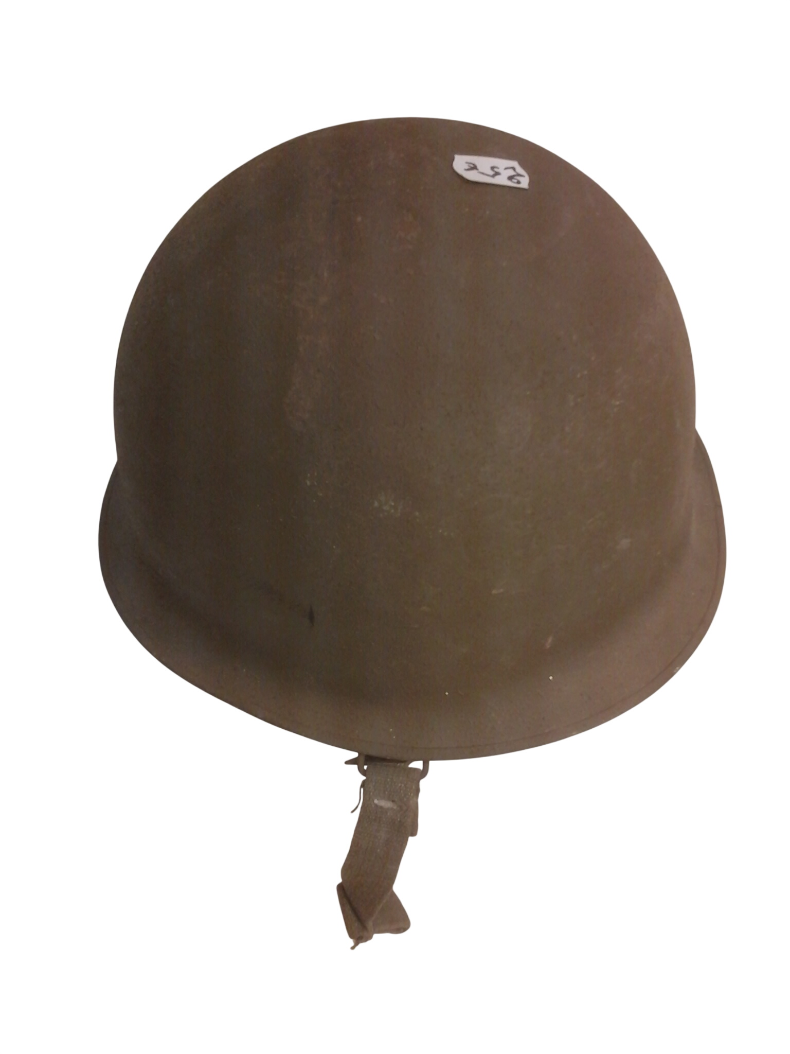 Casque militaire vert vintage Bon état -  reconditionné disponible sur Label Emmaüs